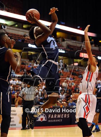 Thumbnail 3 in Redlands East Valley vs. Compton (CIF SS D2A Final) photogallery.