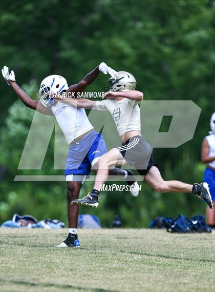 Thumbnail 3 in Pinecrest vs Asheboro (7 on 7) photogallery.