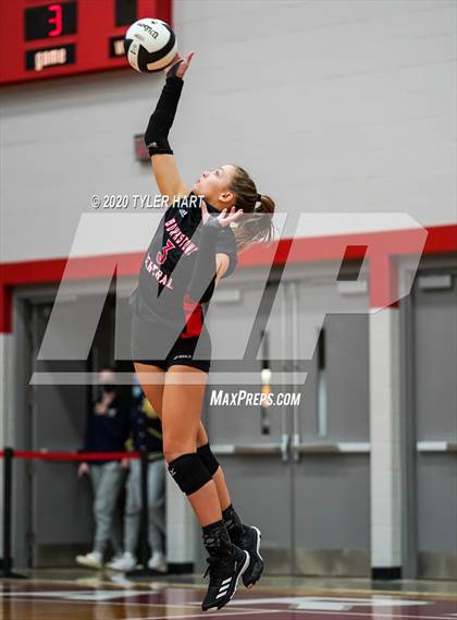 Thumbnail 3 in Brownstown Central vs. Brebeuf Jesuit Preparatory (Regional Championship) photogallery.