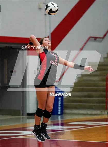 Thumbnail 1 in Brownstown Central vs. Brebeuf Jesuit Preparatory (Regional Championship) photogallery.