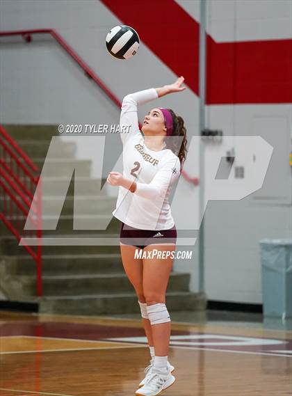 Thumbnail 2 in Brownstown Central vs. Brebeuf Jesuit Preparatory (Regional Championship) photogallery.