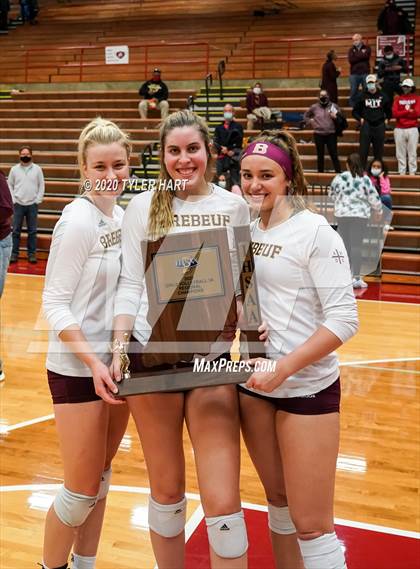 Thumbnail 1 in Brownstown Central vs. Brebeuf Jesuit Preparatory (Regional Championship) photogallery.