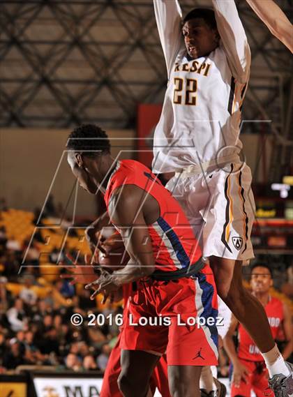 Thumbnail 2 in Crespi vs. Redondo Union (CIF SoCal Regional D1 Final) photogallery.