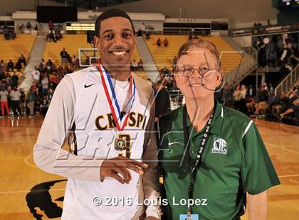 Thumbnail 2 in Crespi vs. Redondo Union (CIF SoCal Regional D1 Final) photogallery.