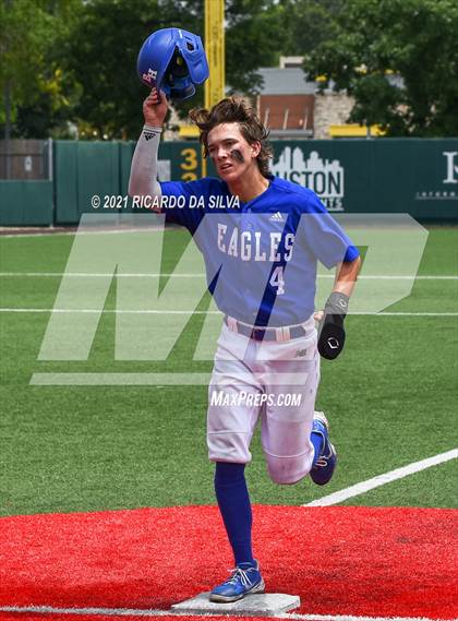 Thumbnail 1 in Barbers Hill vs Friendswood (UIL 5A Regional Final) photogallery.