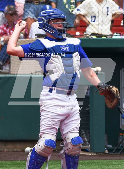 Thumbnail 1 in Barbers Hill vs Friendswood (UIL 5A Regional Final) photogallery.