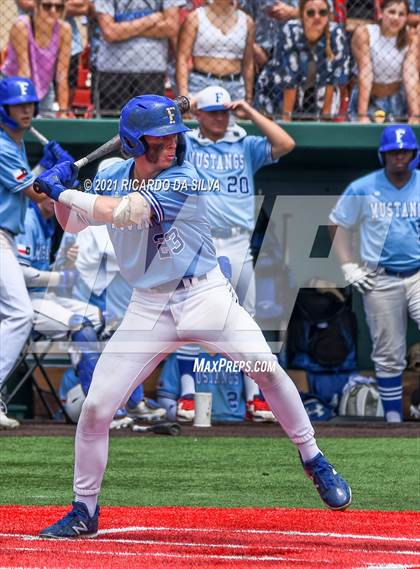 Thumbnail 3 in Barbers Hill vs Friendswood (UIL 5A Regional Final) photogallery.