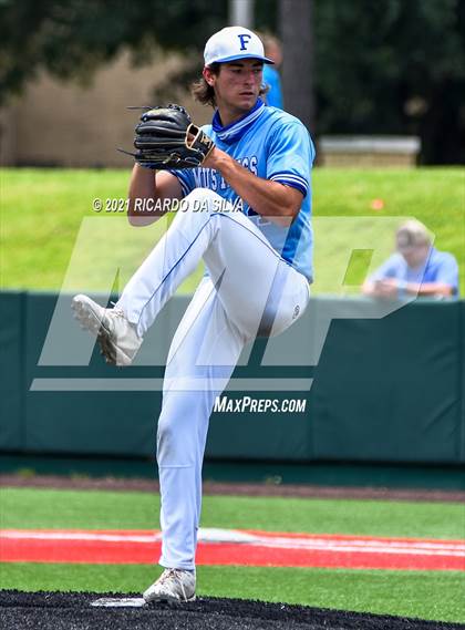 Thumbnail 3 in Barbers Hill vs Friendswood (UIL 5A Regional Final) photogallery.