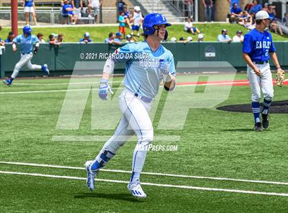 Thumbnail 3 in Barbers Hill vs Friendswood (UIL 5A Regional Final) photogallery.