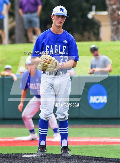 Thumbnail 3 in Barbers Hill vs Friendswood (UIL 5A Regional Final) photogallery.