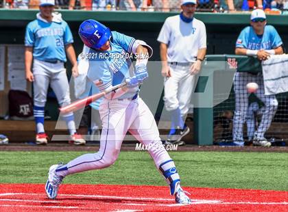 Thumbnail 2 in Barbers Hill vs Friendswood (UIL 5A Regional Final) photogallery.
