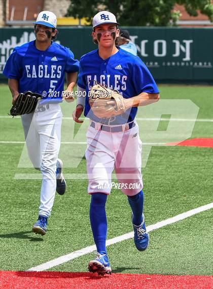 Thumbnail 2 in Barbers Hill vs Friendswood (UIL 5A Regional Final) photogallery.