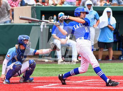 Thumbnail 2 in Barbers Hill vs Friendswood (UIL 5A Regional Final) photogallery.