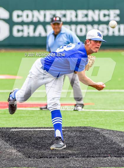 Thumbnail 2 in Barbers Hill vs Friendswood (UIL 5A Regional Final) photogallery.