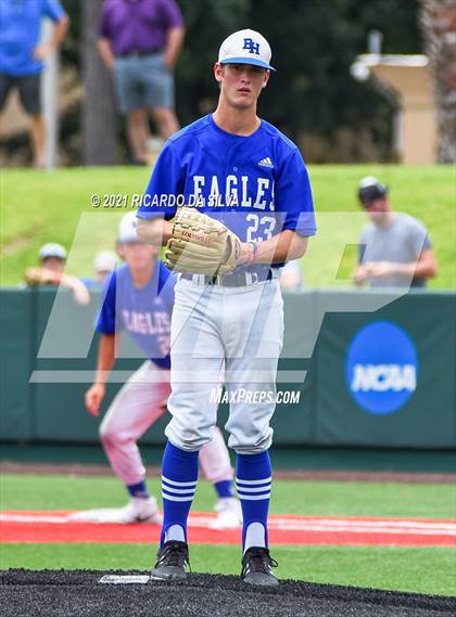 Thumbnail 1 in Barbers Hill vs Friendswood (UIL 5A Regional Final) photogallery.