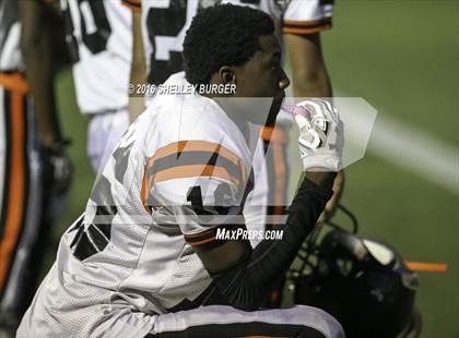 Thumbnail 3 in Staples vs. Stamford photogallery.