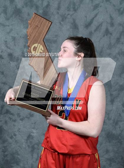 Thumbnail 1 in Rosary Academy (CIF State D1 Award Photos) photogallery.