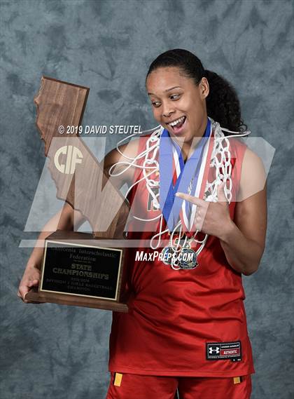 Thumbnail 2 in Rosary Academy (CIF State D1 Award Photos) photogallery.