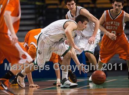 Thumbnail 1 in Newton North vs. Mansfield (MIAA Division 1 South Final) photogallery.