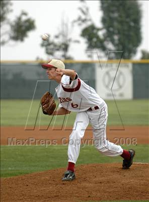 Thumbnail 1 in Mission Hills vs. Santana (58th Lions Invitational) photogallery.