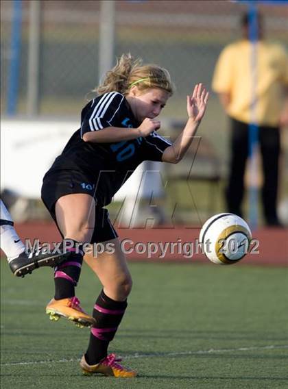 Thumbnail 1 in Los Osos vs. Aliso Niguel (CIF SoCal Regional D1 Final) photogallery.