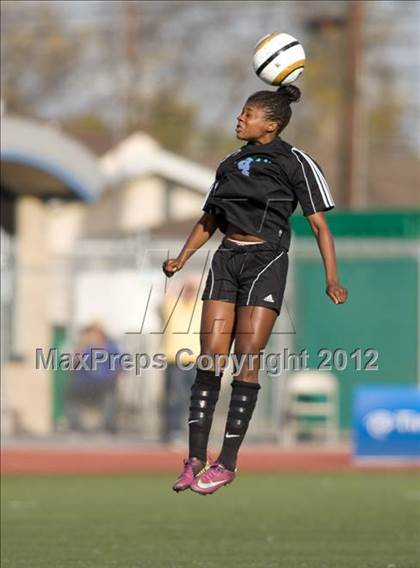 Thumbnail 3 in Los Osos vs. Aliso Niguel (CIF SoCal Regional D1 Final) photogallery.