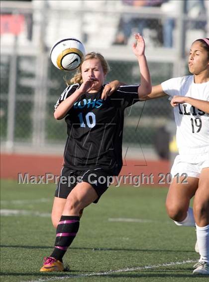 Thumbnail 2 in Los Osos vs. Aliso Niguel (CIF SoCal Regional D1 Final) photogallery.