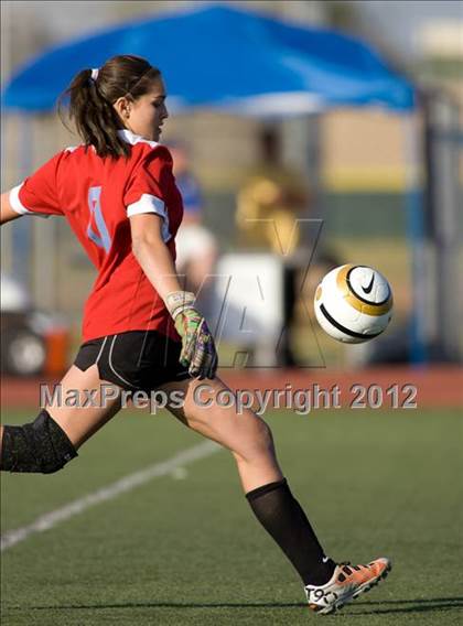 Thumbnail 2 in Los Osos vs. Aliso Niguel (CIF SoCal Regional D1 Final) photogallery.