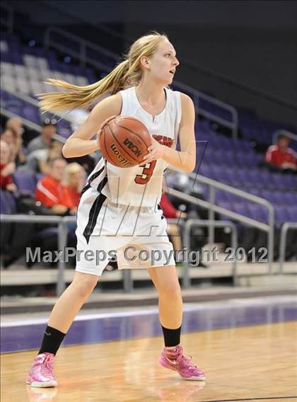 Thumbnail 2 in Thunderbird vs. Bradshaw Mountain (AIA D2 Quarterfinals) photogallery.