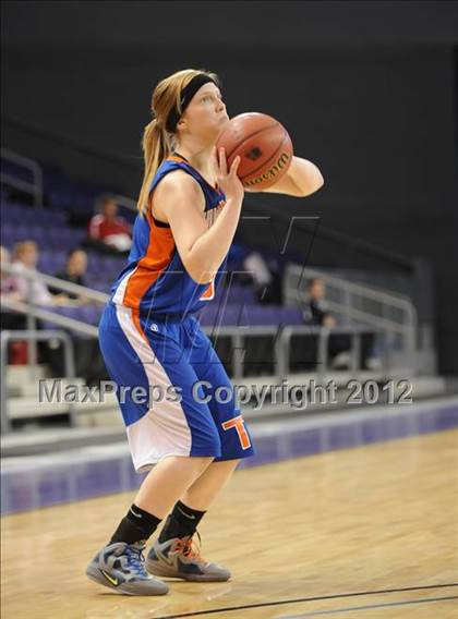 Thumbnail 2 in Thunderbird vs. Bradshaw Mountain (AIA D2 Quarterfinals) photogallery.