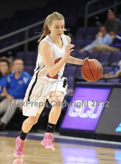Thumbnail 2 in Thunderbird vs. Bradshaw Mountain (AIA D2 Quarterfinals) photogallery.