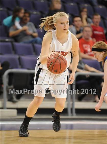 Thumbnail 2 in Thunderbird vs. Bradshaw Mountain (AIA D2 Quarterfinals) photogallery.
