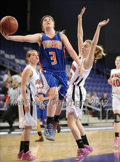 Thumbnail 3 in Thunderbird vs. Bradshaw Mountain (AIA D2 Quarterfinals) photogallery.