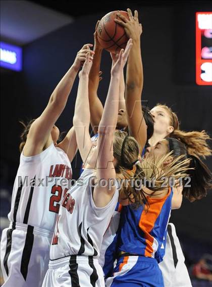 Thumbnail 2 in Thunderbird vs. Bradshaw Mountain (AIA D2 Quarterfinals) photogallery.