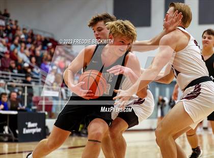 Thumbnail 1 in Howe vs. Whitesboro (UIL 3A Area Playoff) photogallery.