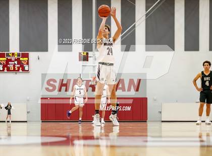 Thumbnail 3 in Howe vs. Whitesboro (UIL 3A Area Playoff) photogallery.