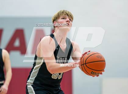 Thumbnail 3 in Howe vs. Whitesboro (UIL 3A Area Playoff) photogallery.