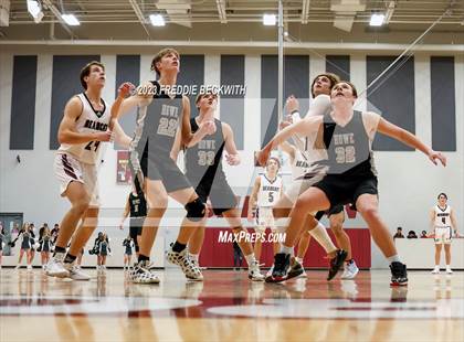Thumbnail 3 in Howe vs. Whitesboro (UIL 3A Area Playoff) photogallery.