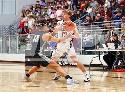 Thumbnail 3 in Howe vs. Whitesboro (UIL 3A Area Playoff) photogallery.
