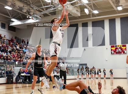 Thumbnail 3 in Howe vs. Whitesboro (UIL 3A Area Playoff) photogallery.