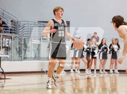 Thumbnail 1 in Howe vs. Whitesboro (UIL 3A Area Playoff) photogallery.