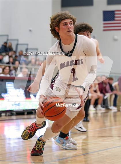 Thumbnail 1 in Howe vs. Whitesboro (UIL 3A Area Playoff) photogallery.