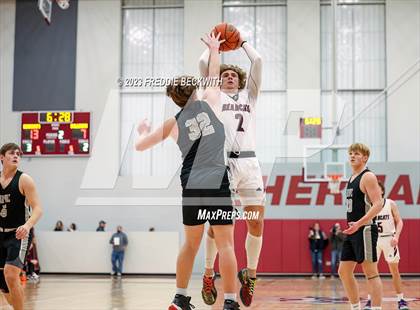 Thumbnail 3 in Howe vs. Whitesboro (UIL 3A Area Playoff) photogallery.