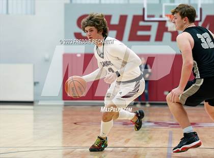 Thumbnail 2 in Howe vs. Whitesboro (UIL 3A Area Playoff) photogallery.