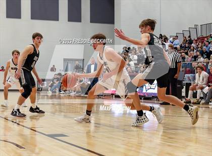 Thumbnail 3 in Howe vs. Whitesboro (UIL 3A Area Playoff) photogallery.