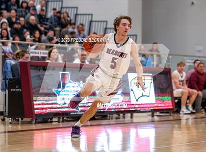 Thumbnail 3 in Howe vs. Whitesboro (UIL 3A Area Playoff) photogallery.