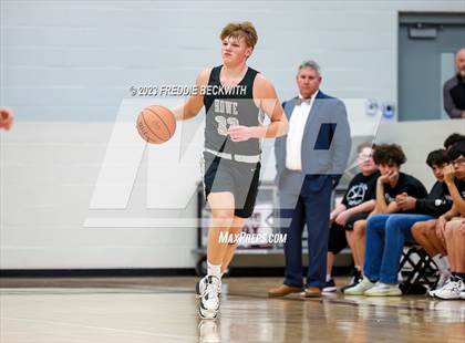 Thumbnail 2 in Howe vs. Whitesboro (UIL 3A Area Playoff) photogallery.