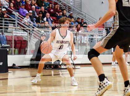 Thumbnail 2 in Howe vs. Whitesboro (UIL 3A Area Playoff) photogallery.