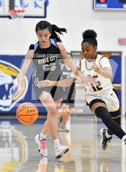 Thumbnail 2 in River City @ Inderkum photogallery.