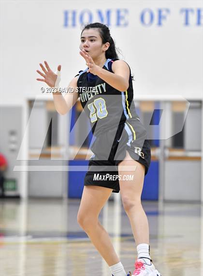 Thumbnail 1 in River City @ Inderkum photogallery.